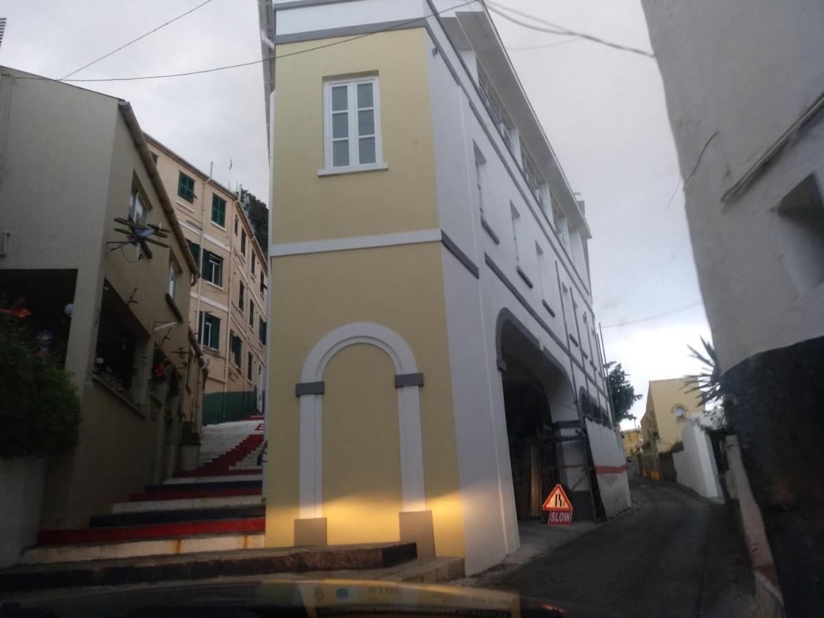 Old Town Brand New Studio Appartement Gibraltar Buitenkant foto